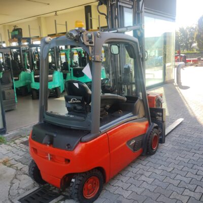 Carrello elevatore elettrico LINDE E20 PL-02