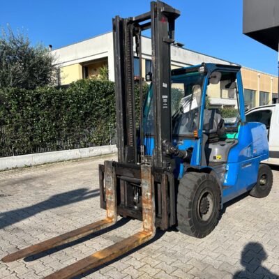 Carrello elevatore diesel Mitsubishi FD55NT